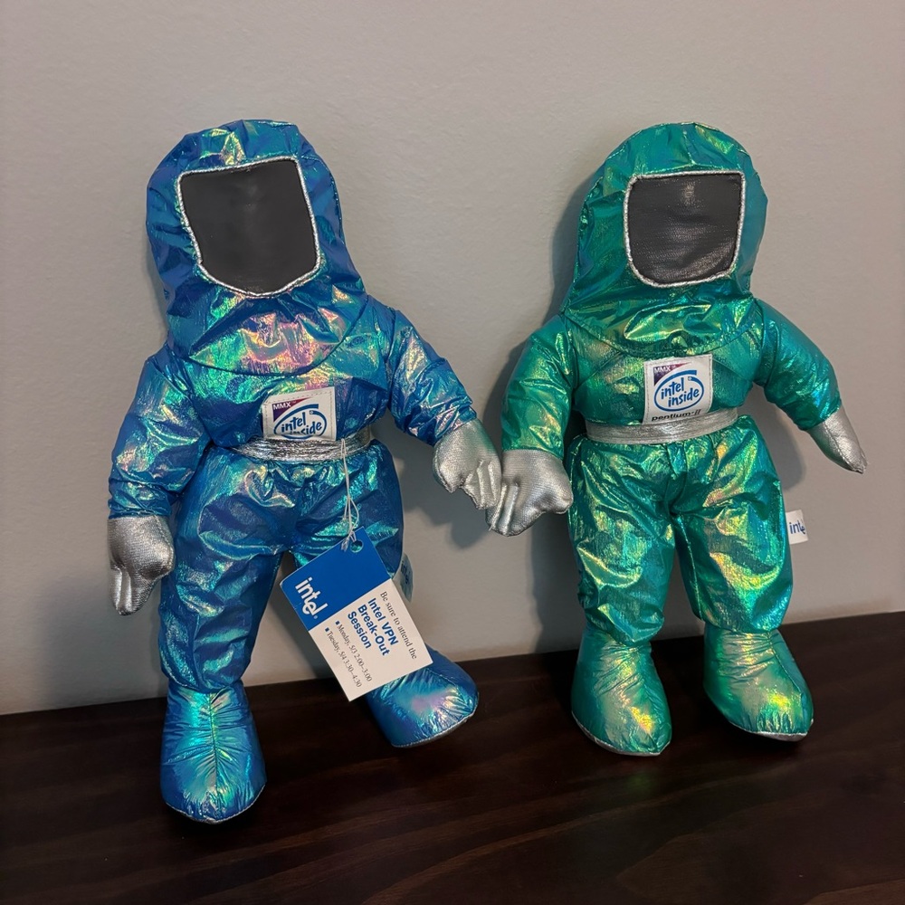Vintage 1997 Intel Inside Pentium II Bunny People Mascot Dolls - NWT
